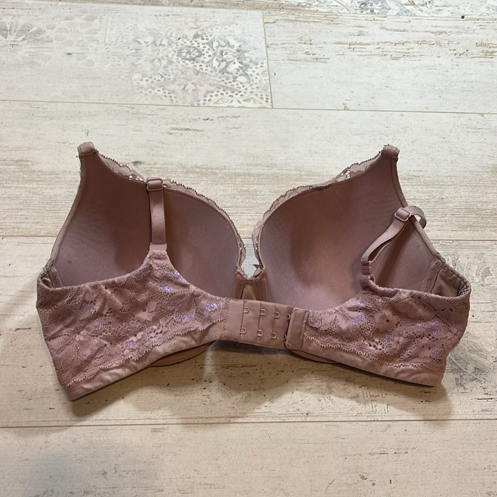 Victoria’s Secret Light Purple Lace Body by Victoria Perfect Shape Bra - Picture 5 of 8